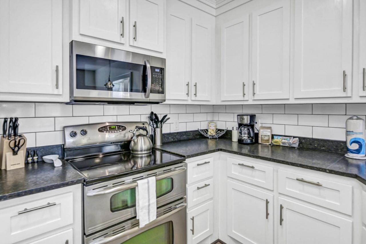 Modern Gem In Columbia Villa Екстериор снимка